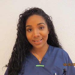 Lina Arias a dental assistant at Harmony Dental Arts
